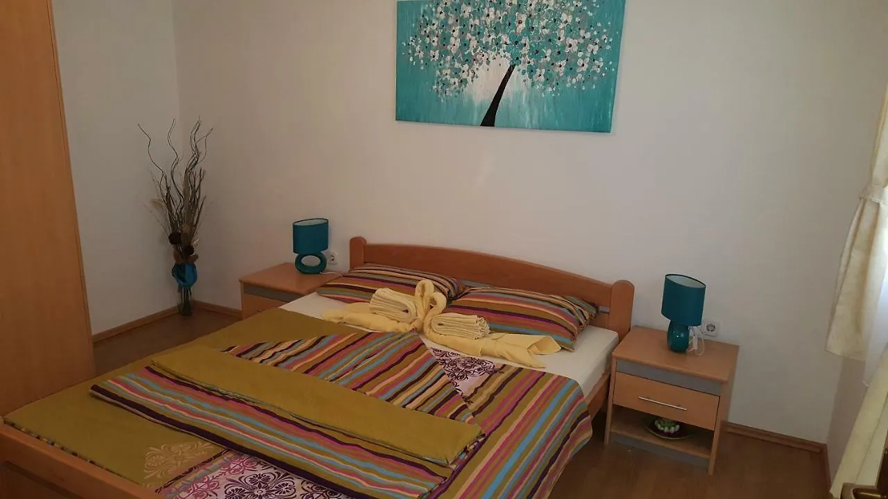 Apartment Rose Pola Croazia